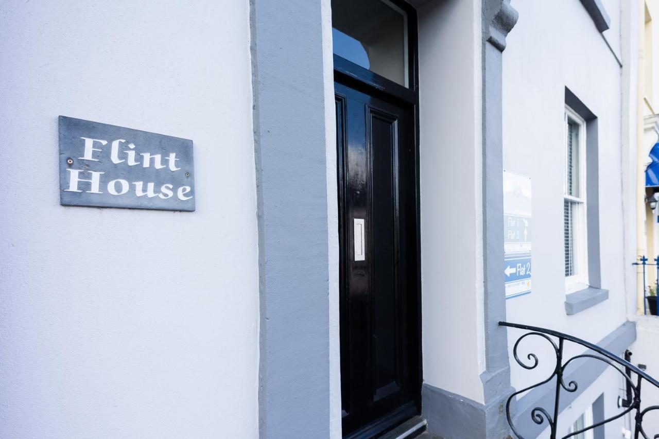 Flat 3 Flint House Tenby - Luxury Couples Apartment Экстерьер фото