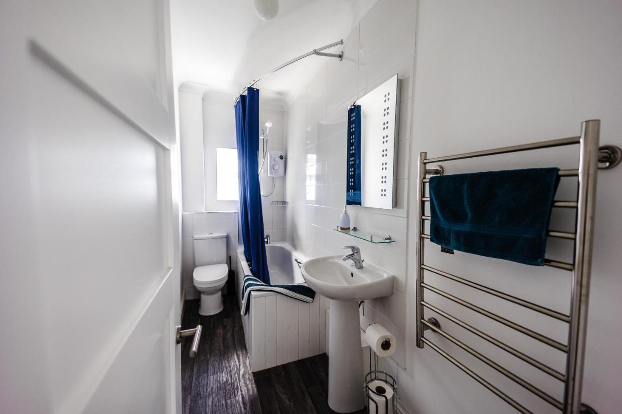 Flat 3 Flint House Tenby - Luxury Couples Apartment Экстерьер фото